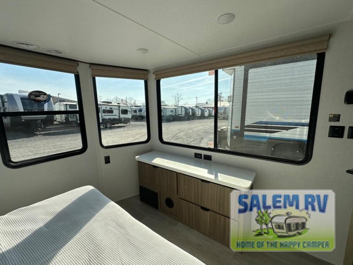 New 2025 Forest River RV Salem Grand Villa 42VERANDA