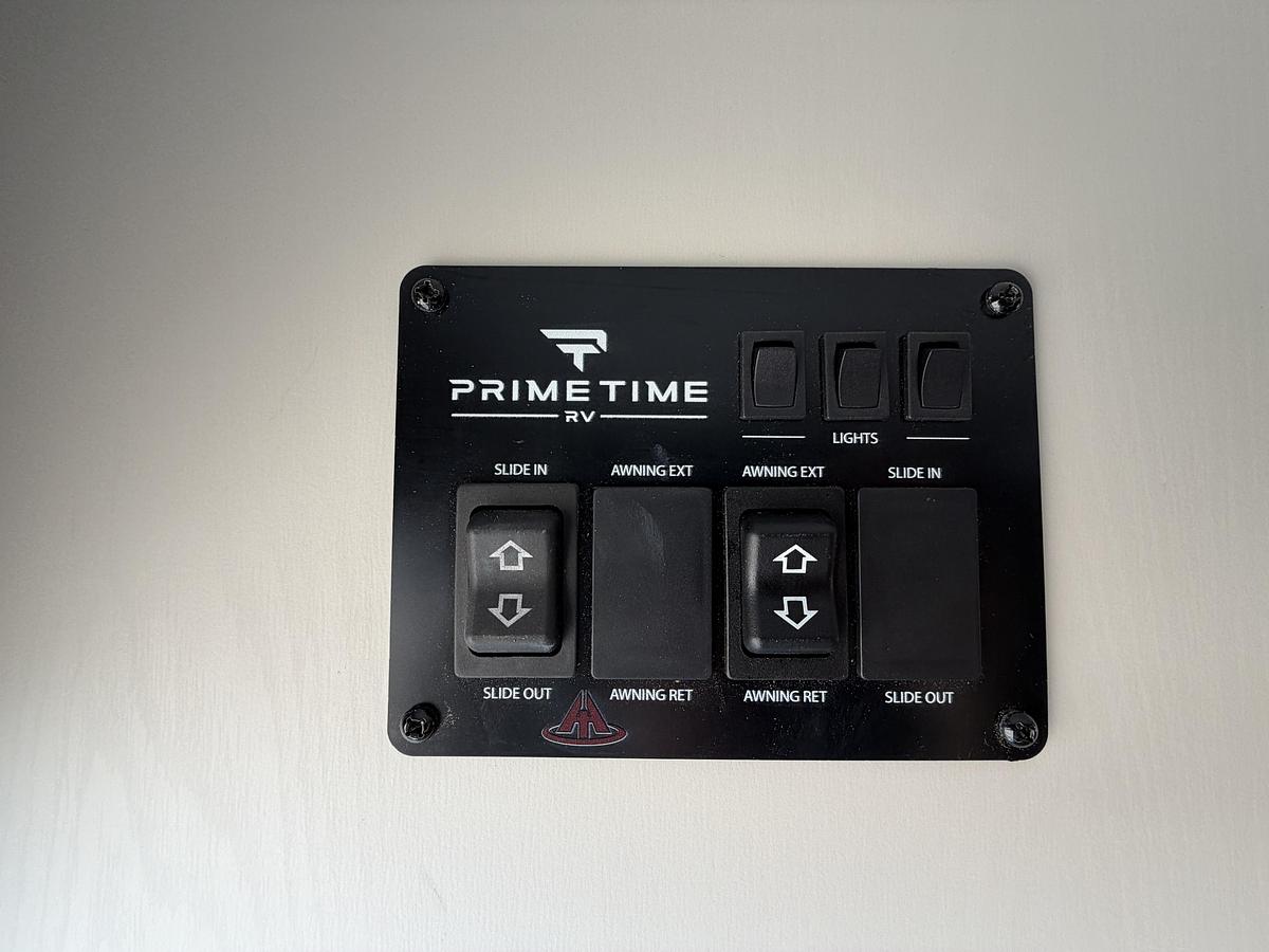 New 2026 Prime Time RV Avenger LE 26DBSLE