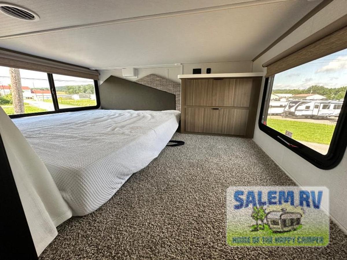 New 2025 Forest River RV Salem Grand Villa 44VIEW