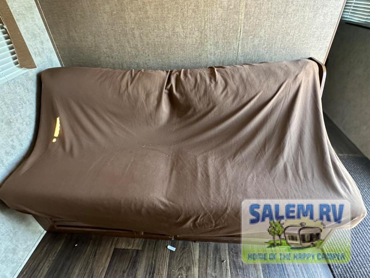 Used Used 2015 Prime Time RV Avenger 26BH