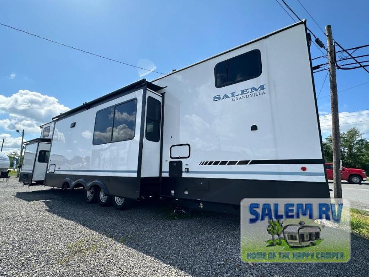 New 2025 Forest River RV Salem Grand Villa 44VIEW