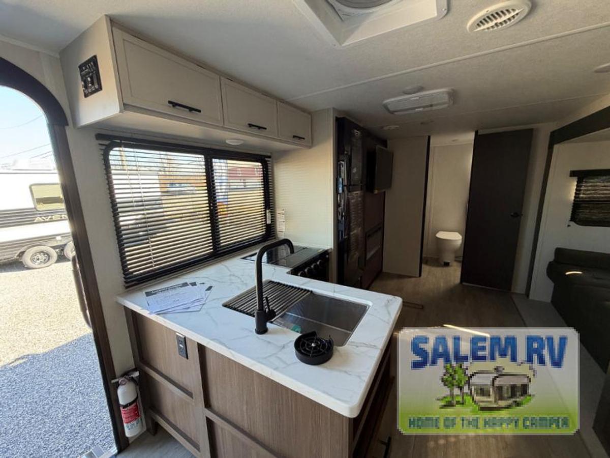 New 2026 Prime Time RV Avenger 25RBS