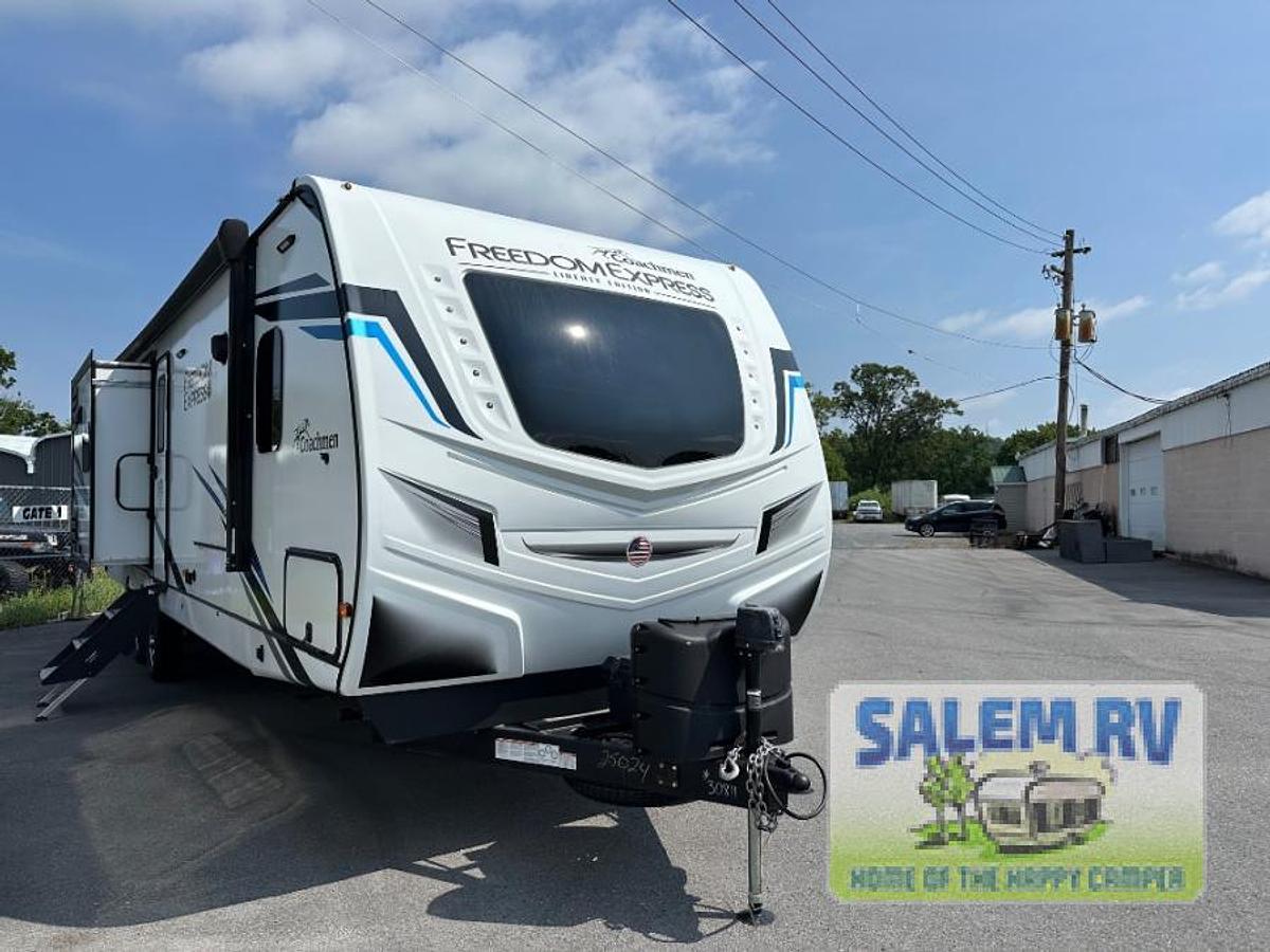 Used Used 2022 Coachmen RV Freedom Express Liberty Edition 320BHDSLE
