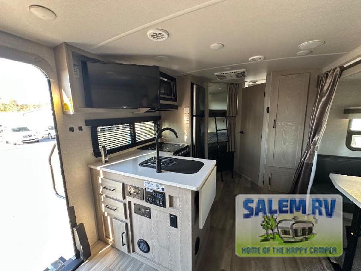 Used Used 2022 Forest River RV Rockwood Mini Lite 2509S