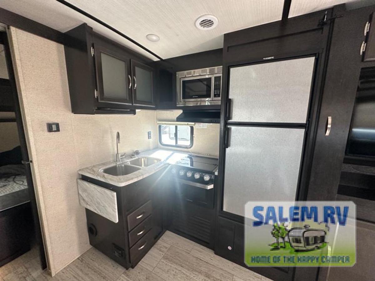 Used Used 2021 Coachmen RV Northern Spirit Ultra Lite 2557RB