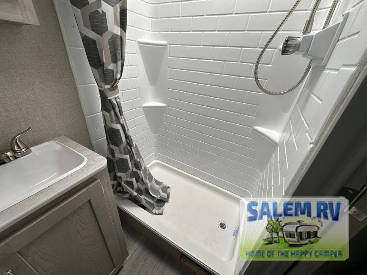 Used Used 2023 Coachmen RV Catalina Legacy 293QBCK