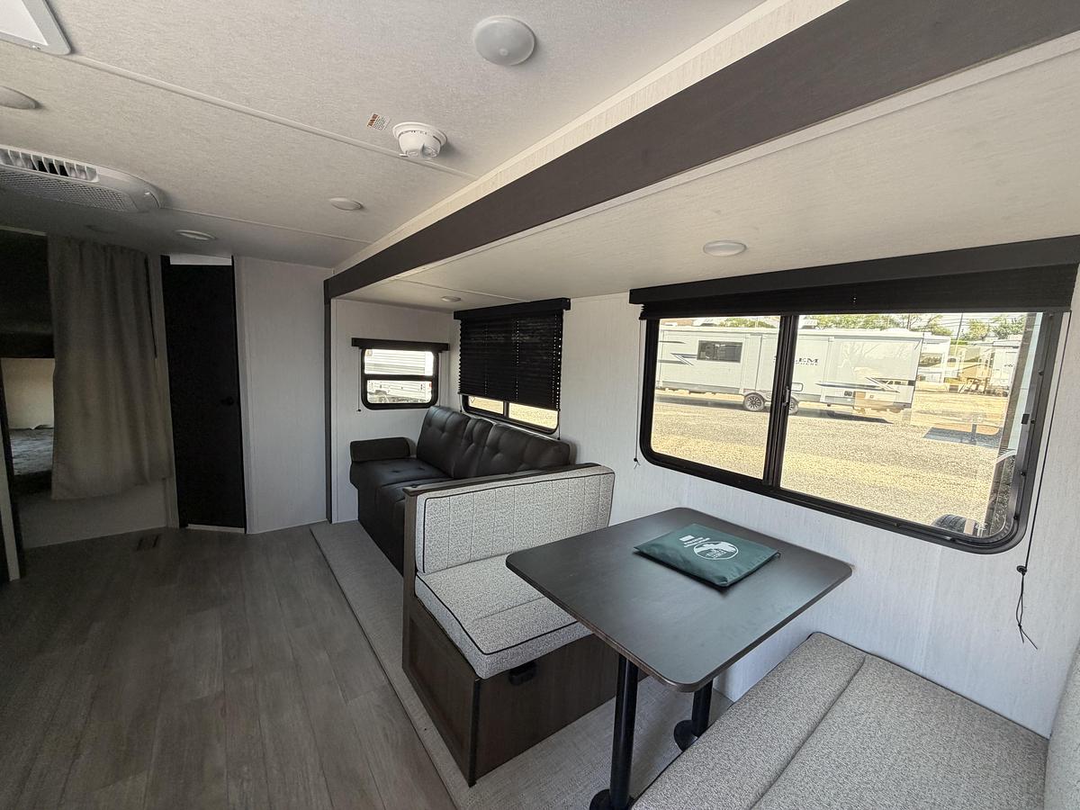 New 2026 Prime Time RV Avenger LE 26DBSLE