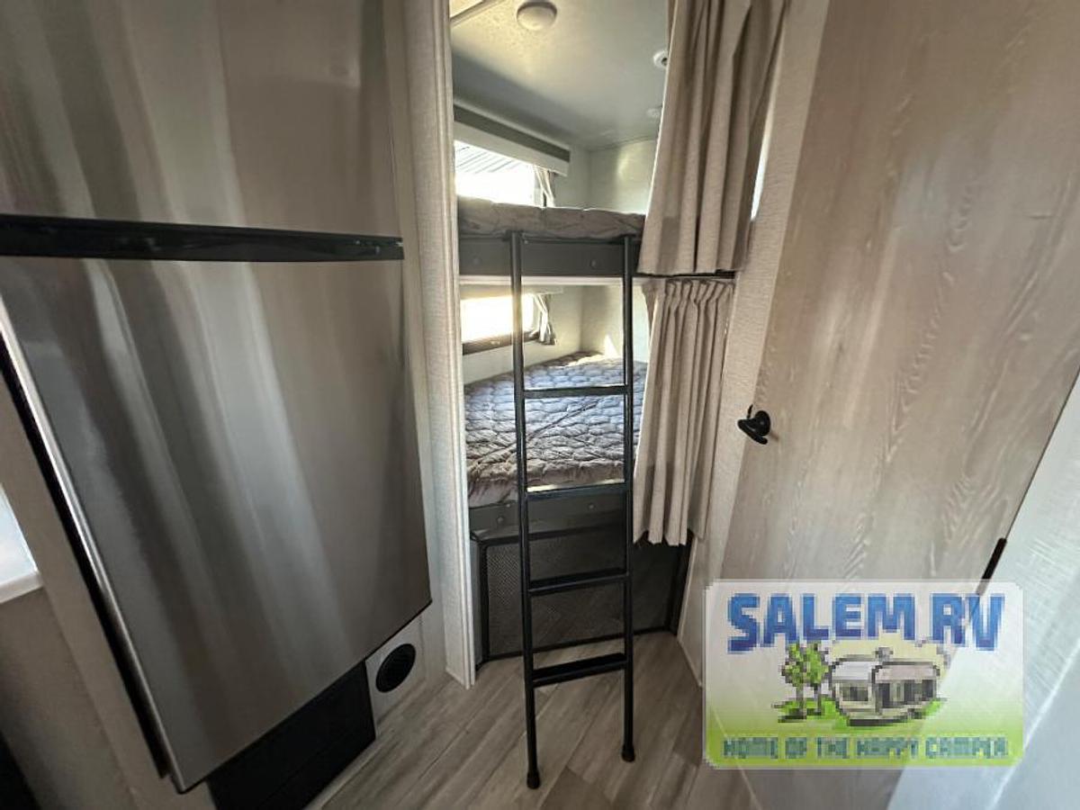 Used Used 2022 Forest River RV Rockwood Mini Lite 2509S
