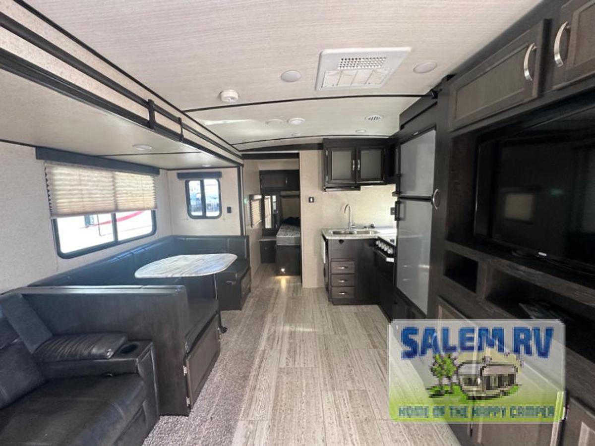 Used Used 2021 Coachmen RV Northern Spirit Ultra Lite 2557RB