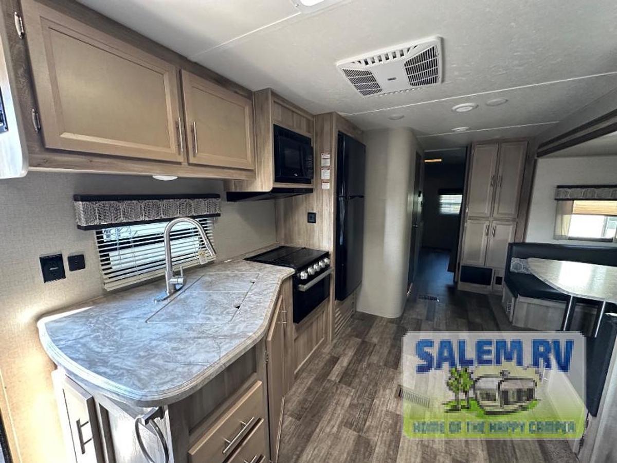 Used Used 2021 Coachmen RV Catalina Legacy 323BHDSCK