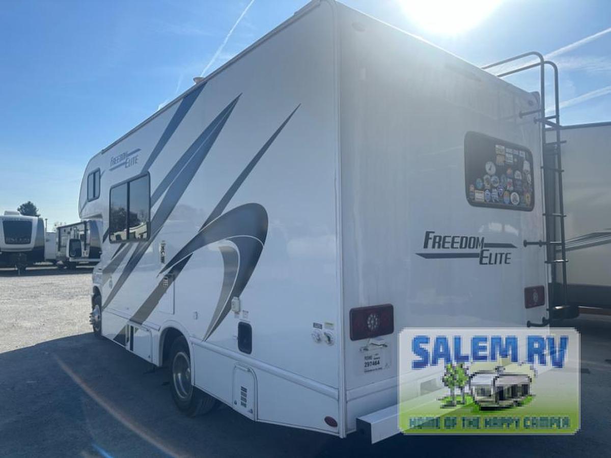 Used Used 2021 Thor Motor Coach Freedom Elite 22HE