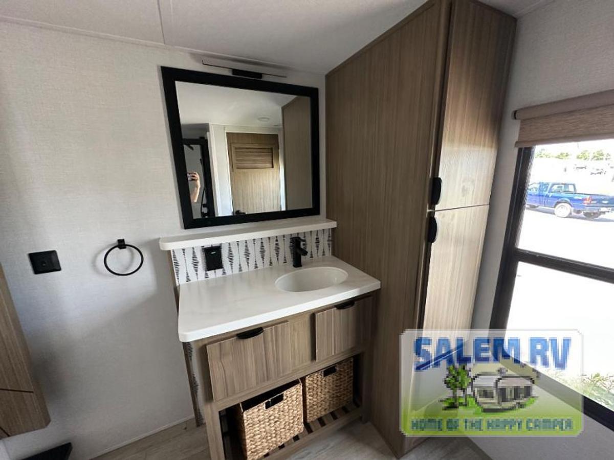 New 2025 Forest River RV Salem Grand Villa 44VIEW