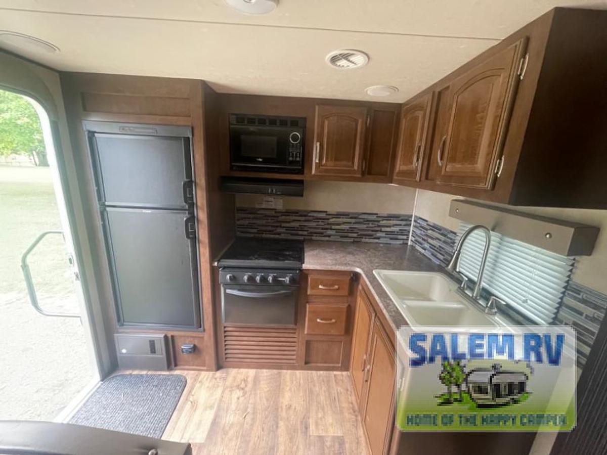 Used Used 2016 Forest River RV Salem Hemisphere Hyper-Lyte 24RKHL