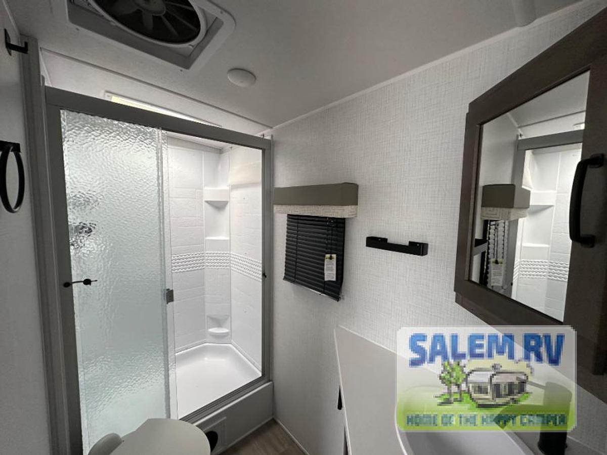 Used Used 2024 Forest River RV Flagstaff Super Lite 27BHWS