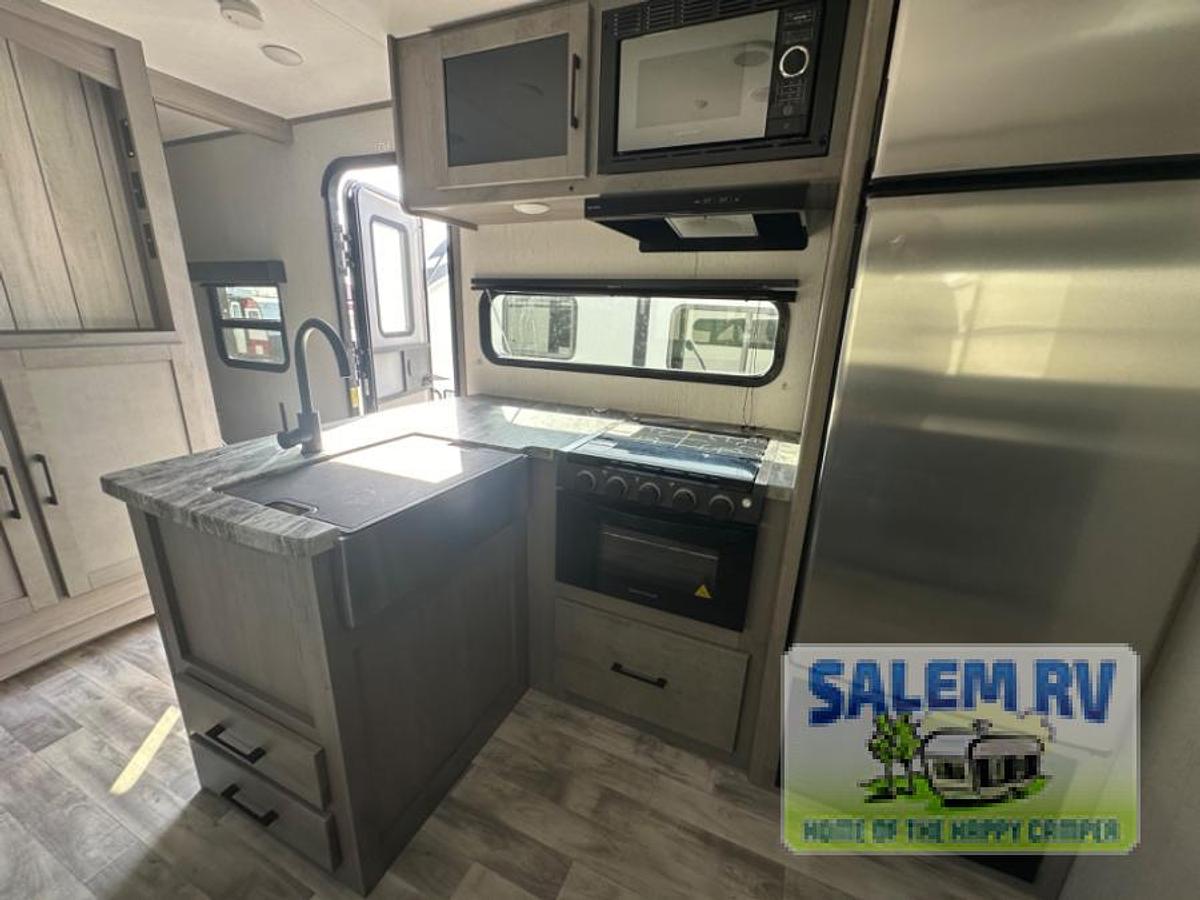 Used Used 2022 Dutchmen RV Kodiak Ultra-Lite 283BHSL
