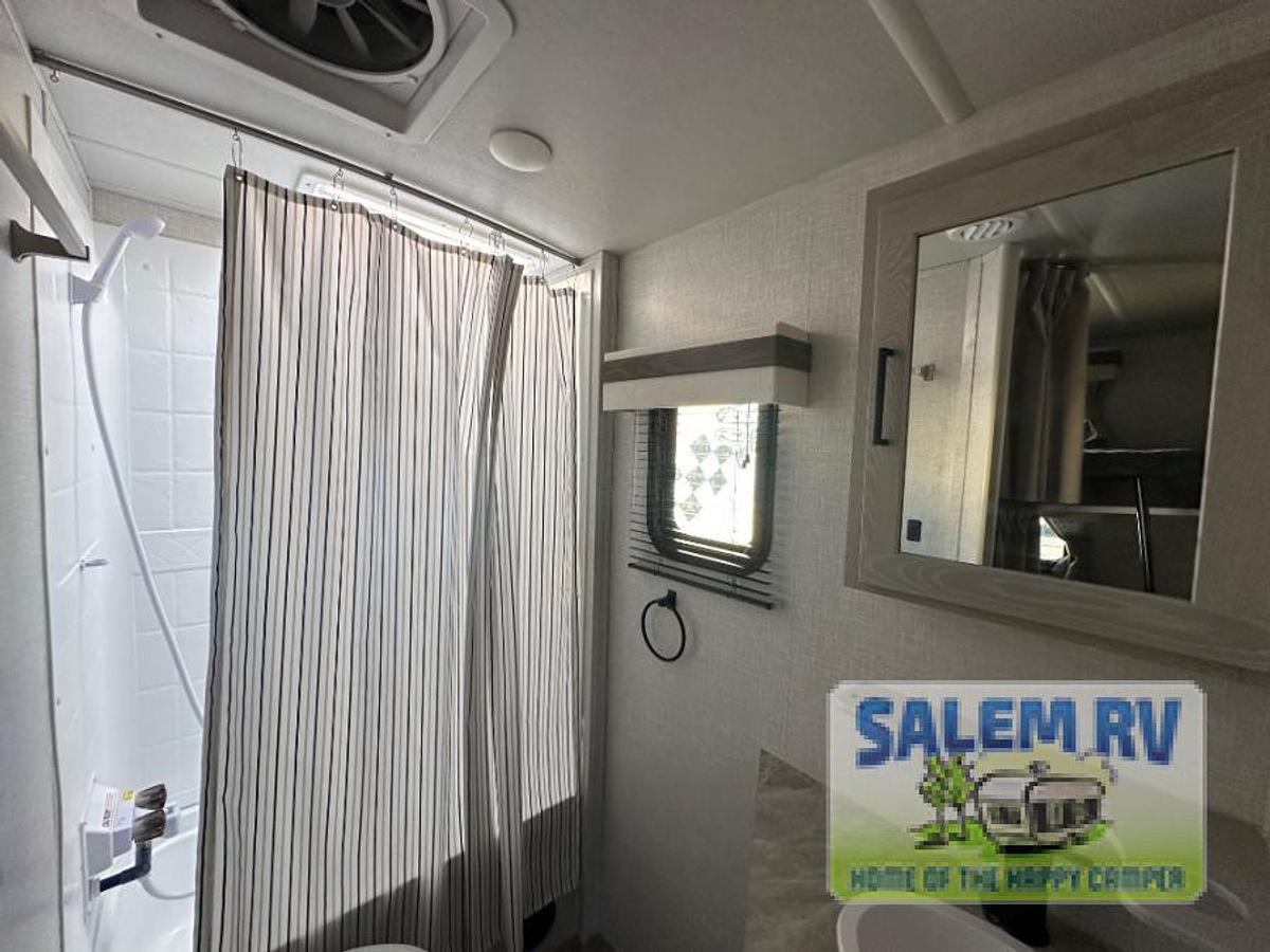 Used Used 2022 Forest River RV Rockwood Mini Lite 2509S