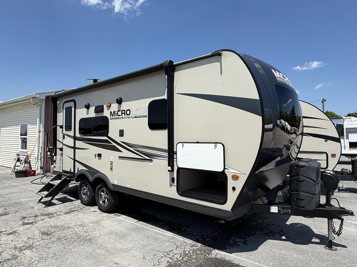Used 2022 Forest River RV Flagstaff Micro-Lite 21FBRS