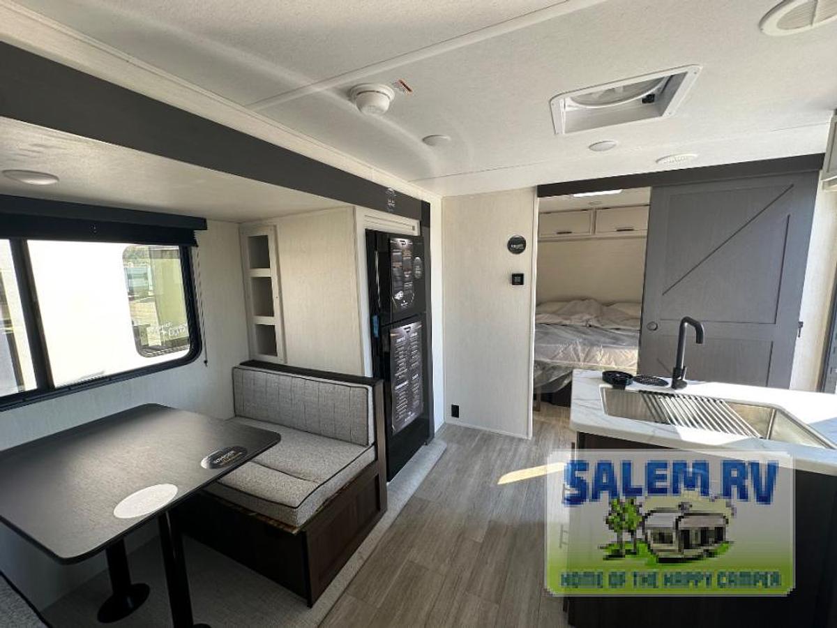 New 2026 Prime Time RV Avenger 23BHS