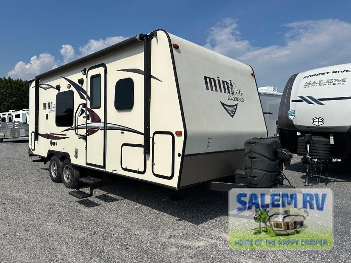 Used Used 2018 Forest River RV Rockwood Mini Lite 2304KS
