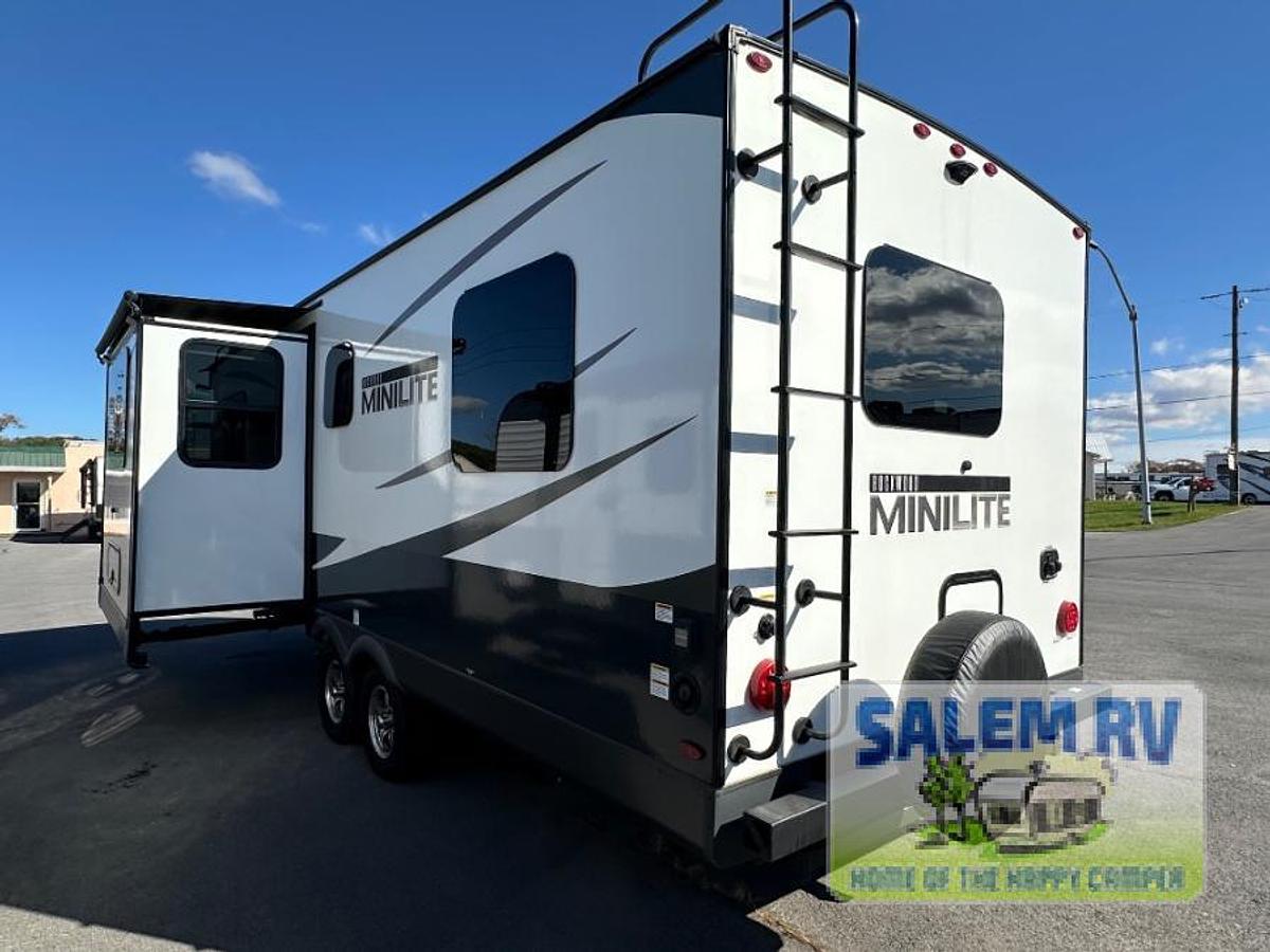 Used Used 2024 Forest River RV Rockwood Mini Lite 2506S