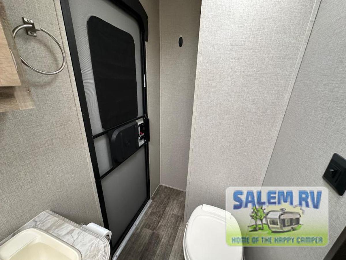 Used Used 2021 Coachmen RV Catalina Legacy 323BHDSCK