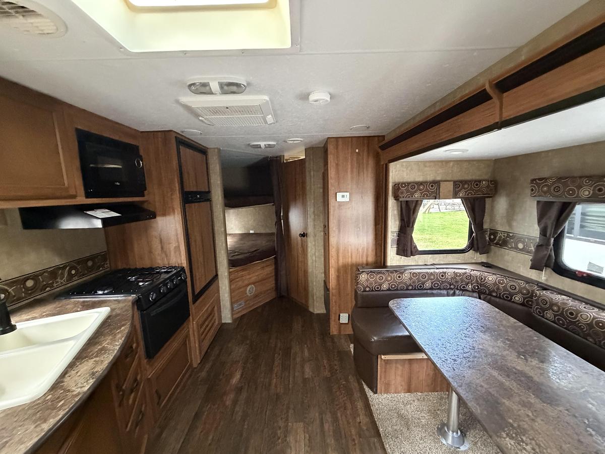 Used 2015 KZ RV Spree 250BHS