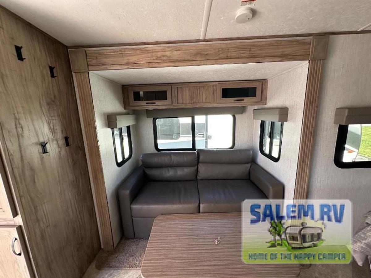 Used Used 2022 Palomino SolAire Ultra Lite 208SS