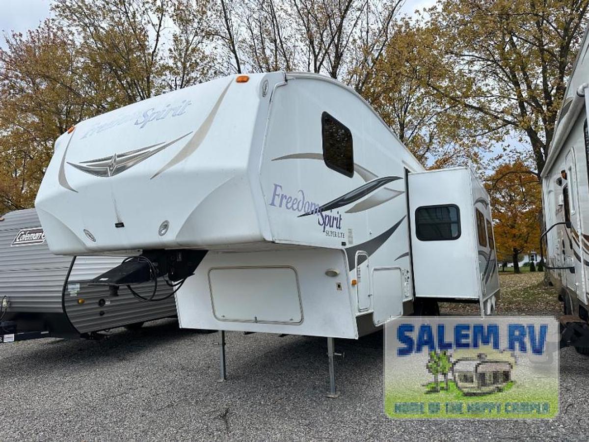 Used Used 2010 Dutchmen RV FREEDOM SPIRIT 259REX