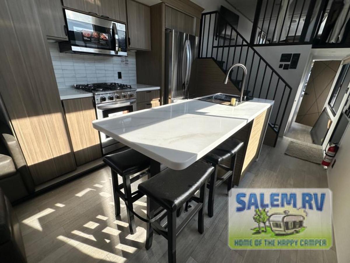 New 2025 Forest River RV Salem Grand Villa 42VERANDA