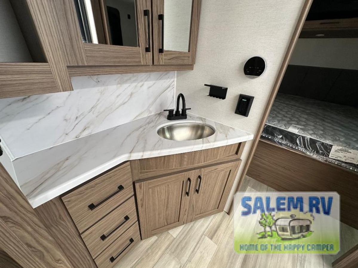 Used Used 2025 Alliance RV Delta Ultra Lite RK234