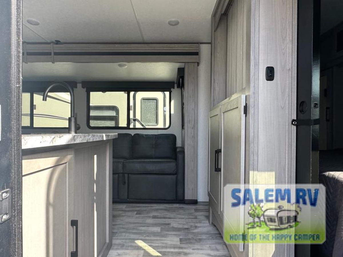 Used Used 2022 Dutchmen RV Kodiak Ultra-Lite 283BHSL