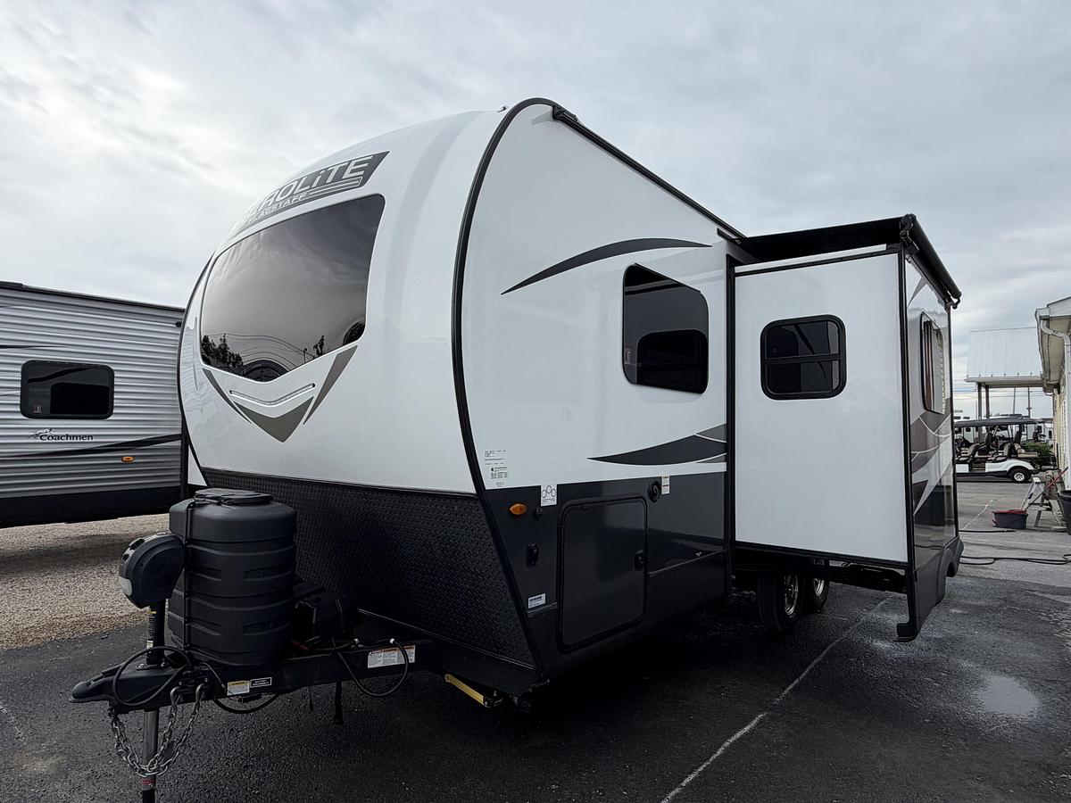 Used 2025 Forest River RV Flagstaff Micro-Lite 22FBS