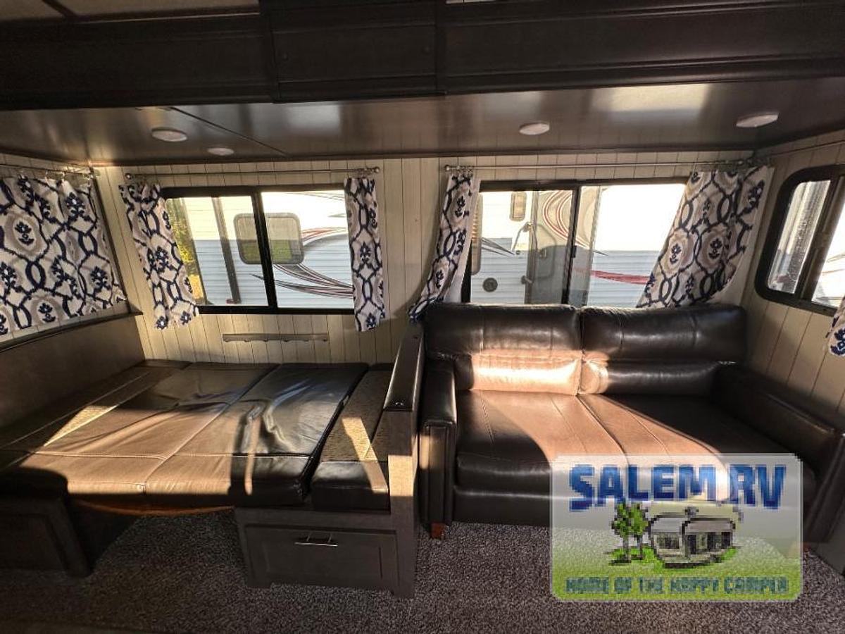 Used Used 2018 CrossRoads RV Sunset Trail Super Lite SS291RK