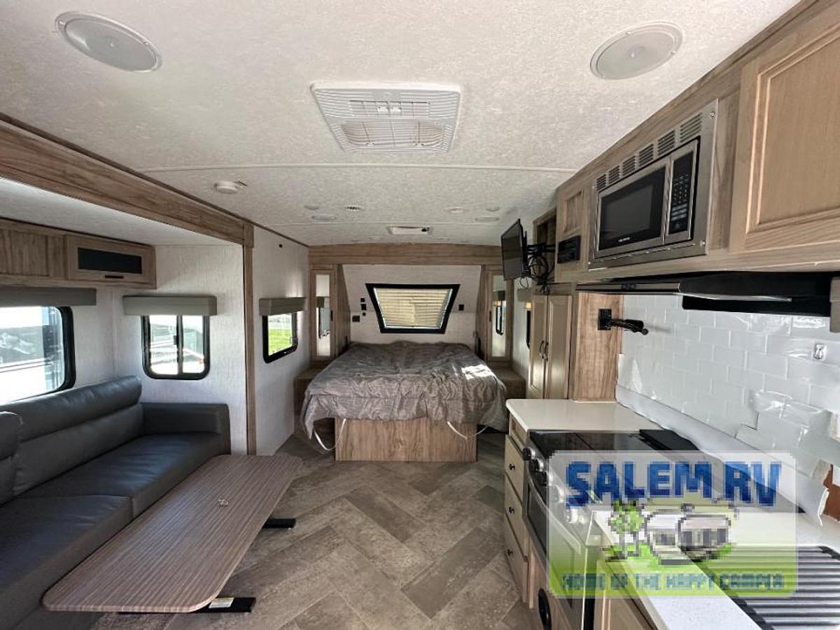 Used Used 2022 Palomino SolAire Ultra Lite 208SS