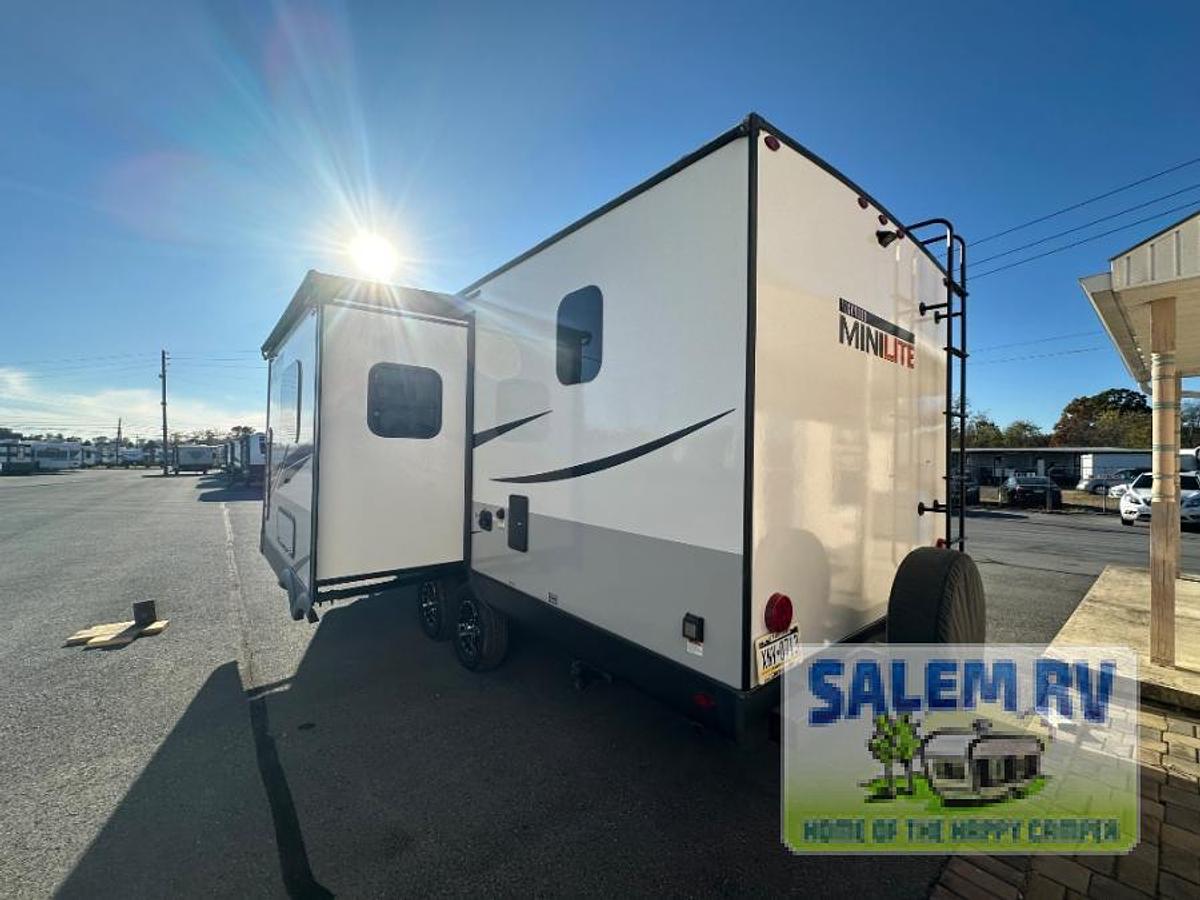 Used Used 2022 Forest River RV Rockwood Mini Lite 2509S
