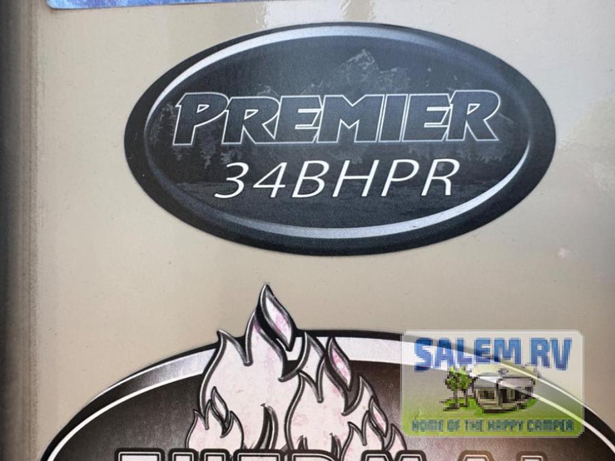 Used Used 2018 Keystone RV Premier Ultra Lite 34BHPR