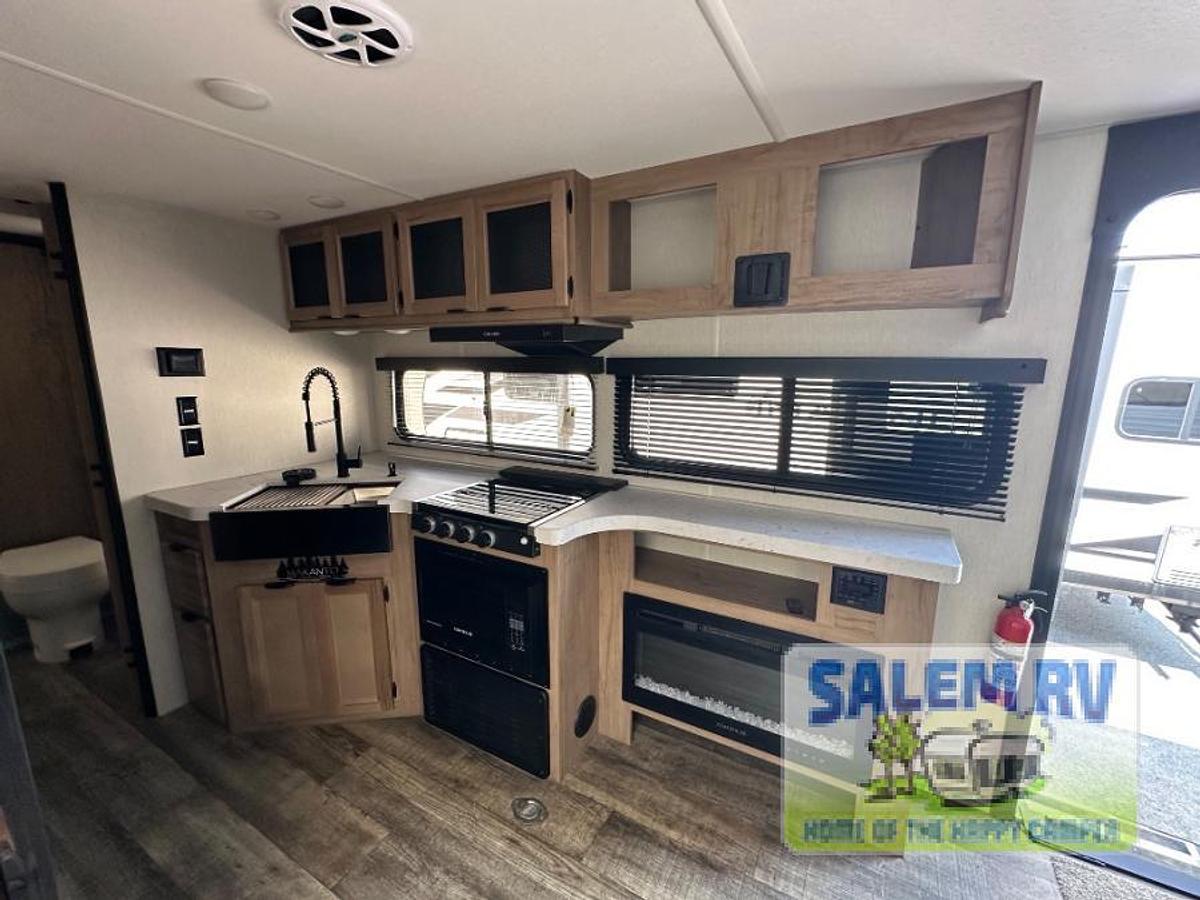 Used Used 2024 Forest River RV Cherokee Grey Wolf 24RRT