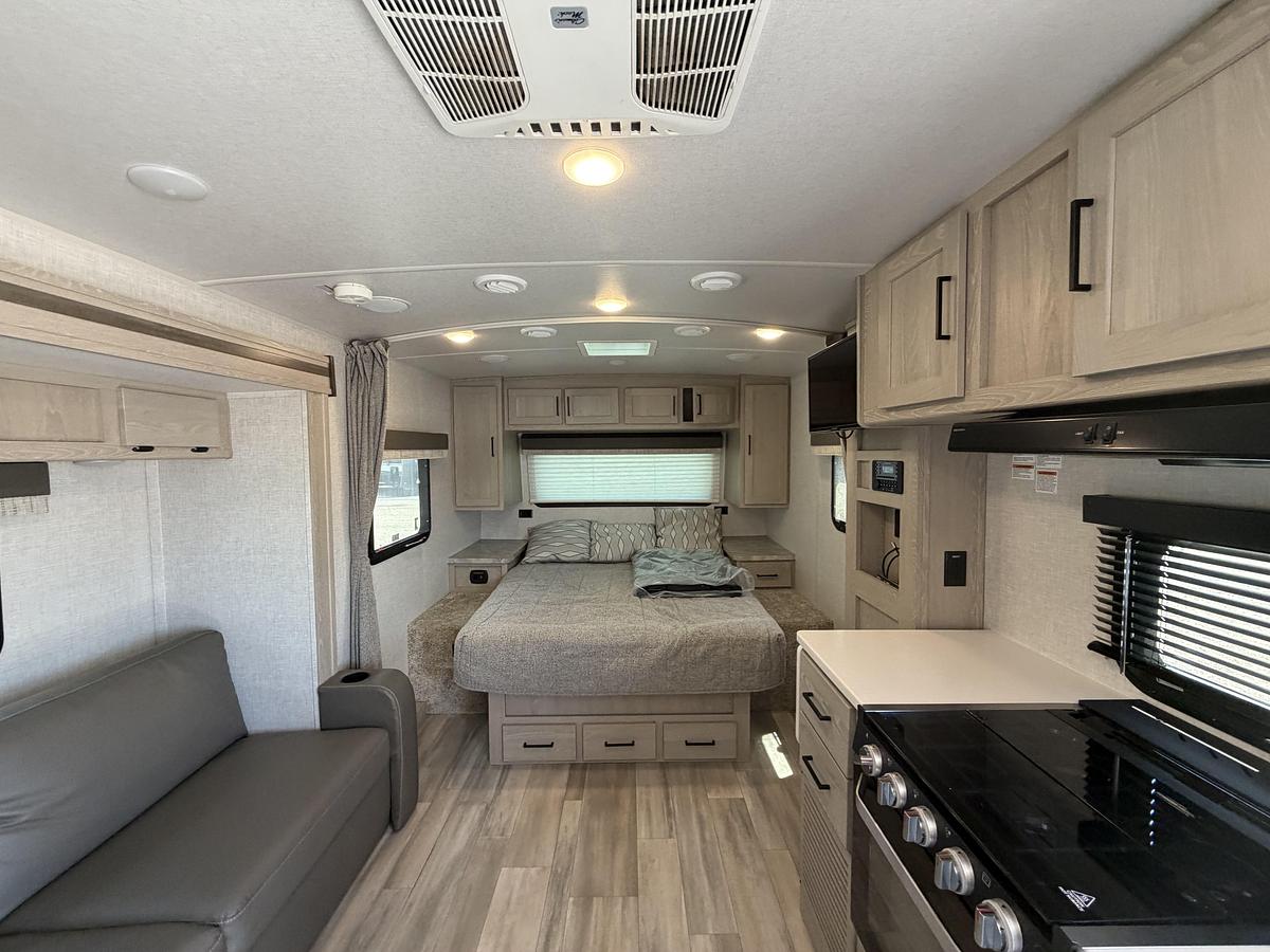 Used 2022 Forest River RV Flagstaff Micro-Lite 21FBRS