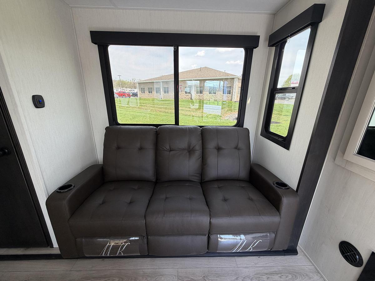 New 2026 Forest River RV Vengeance Rogue Armored 4015