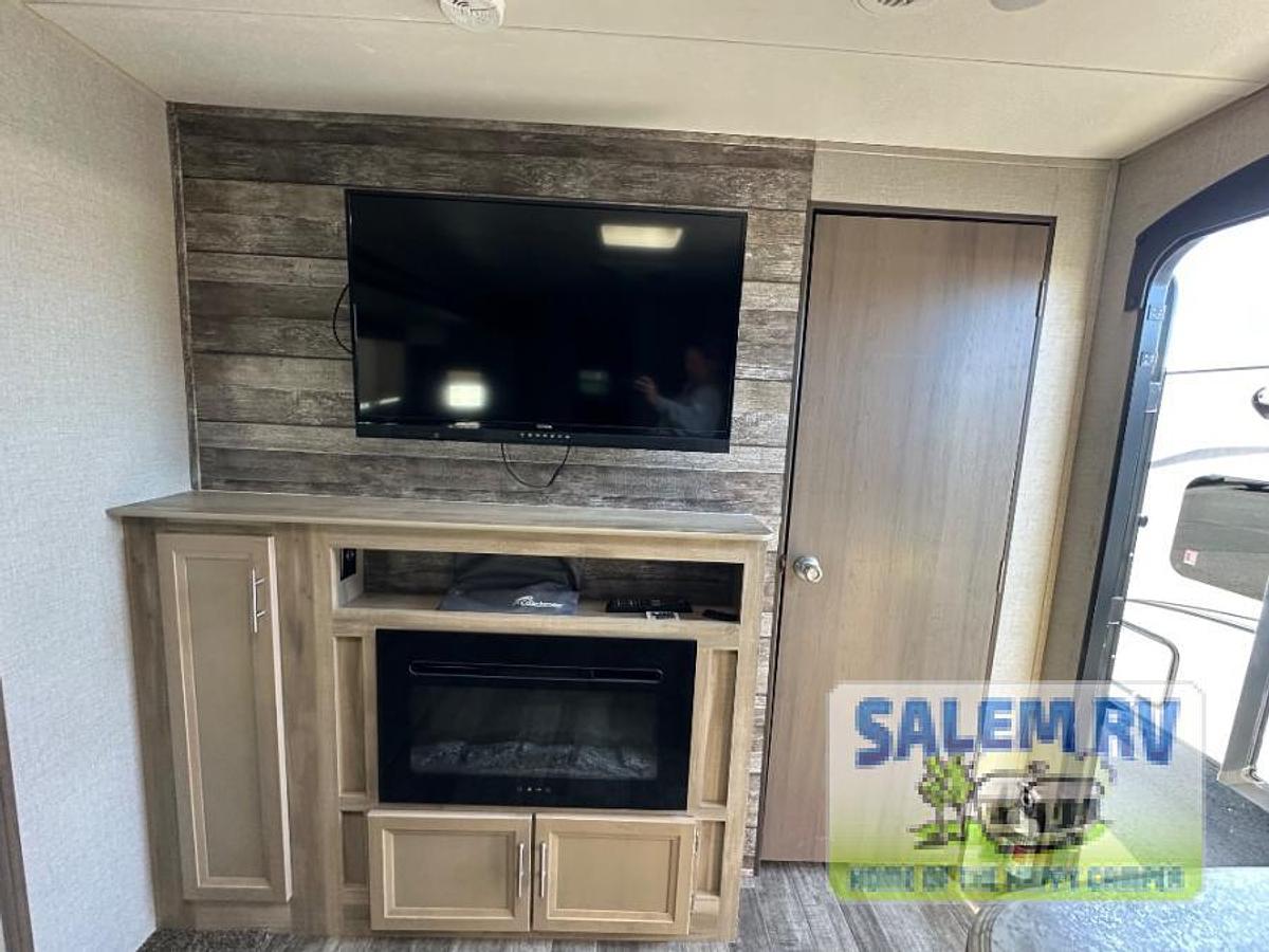 Used Used 2021 Coachmen RV Catalina Legacy 323BHDSCK