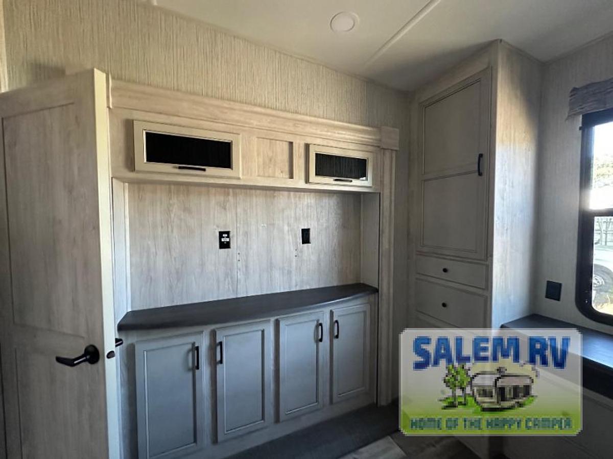 Used Used 2023 Forest River RV Sierra Luxury 38FKOK