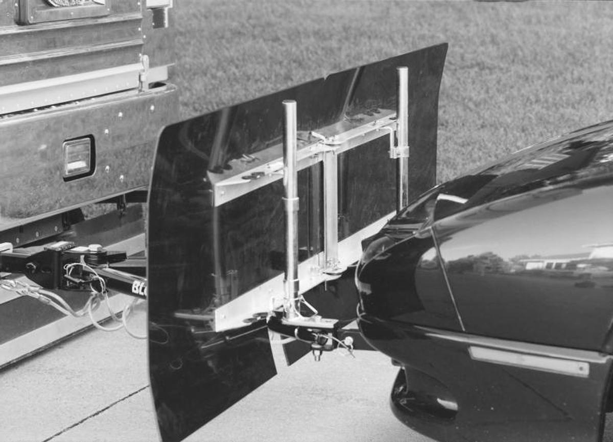 Blue Ox Rock Shield Kargard