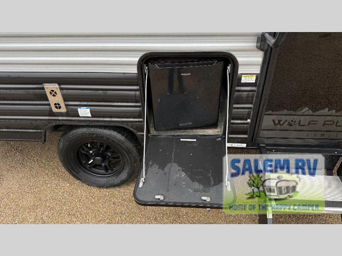 Used Used 2021 Forest River RV Cherokee Wolf Pup 16BHS