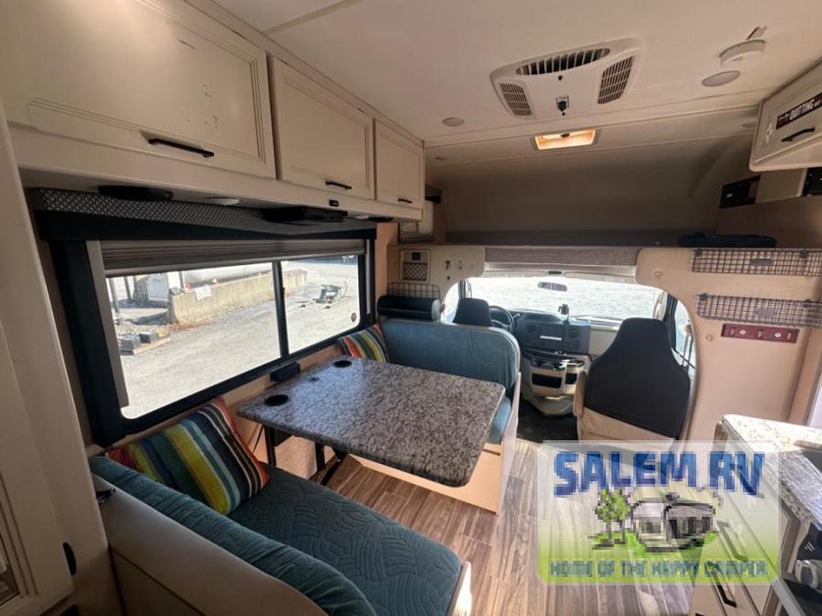 Used Used 2021 Thor Motor Coach Freedom Elite 22HE