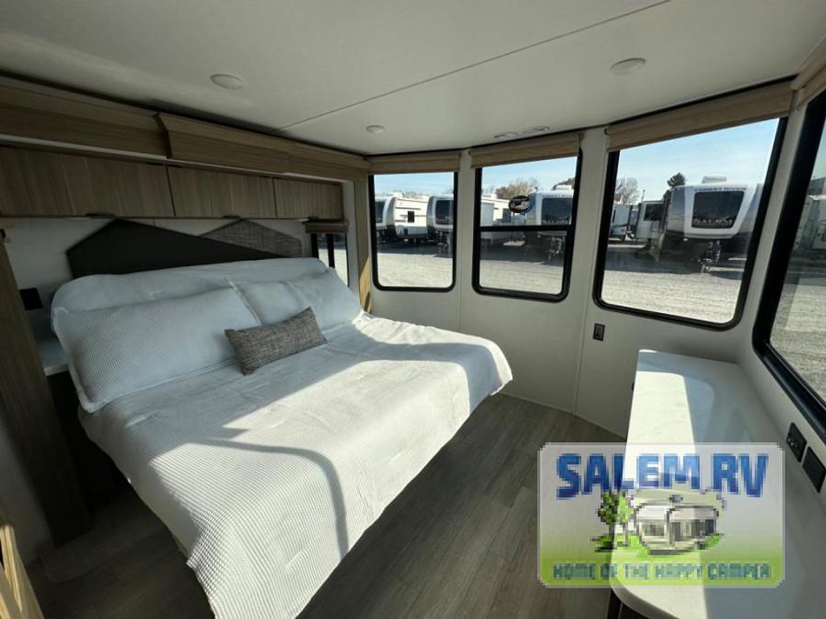 New 2025 Forest River RV Salem Grand Villa 42VERANDA