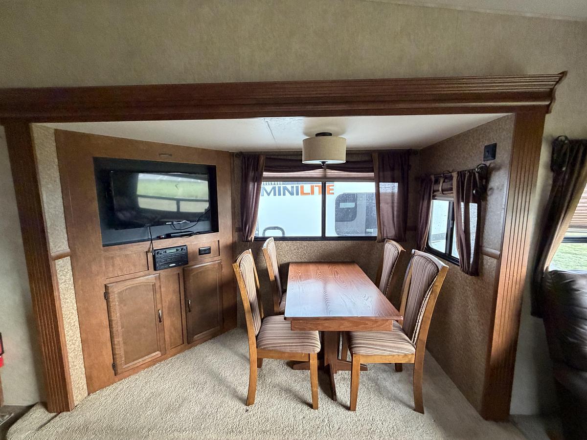 Used Used 2014 Salem Hemisphere 286RLT