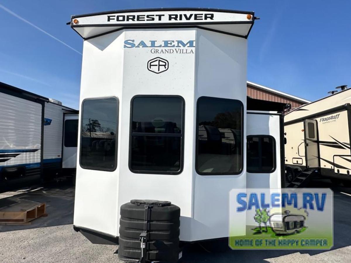 New 2025 Forest River RV Salem Grand Villa 42VERANDA