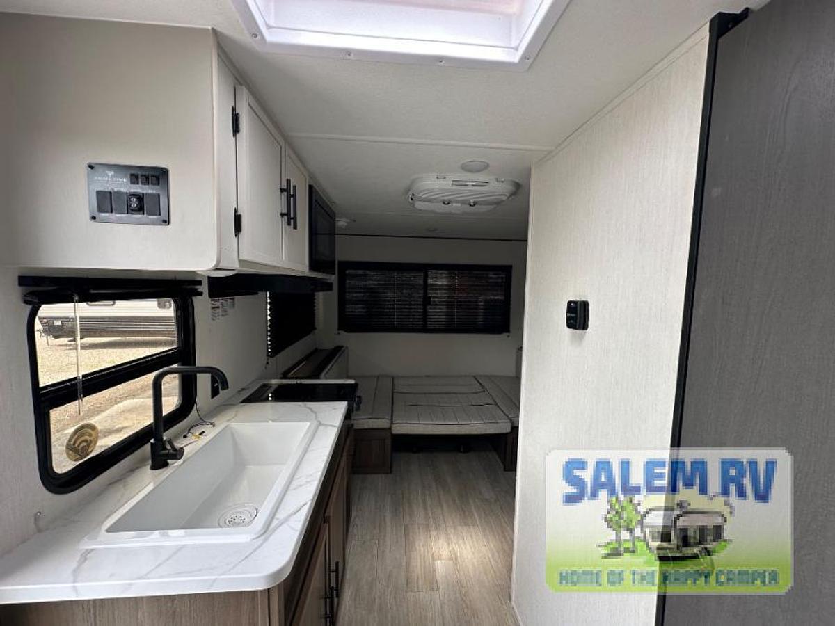 New 2026 Prime Time RV Avenger LT 16RD