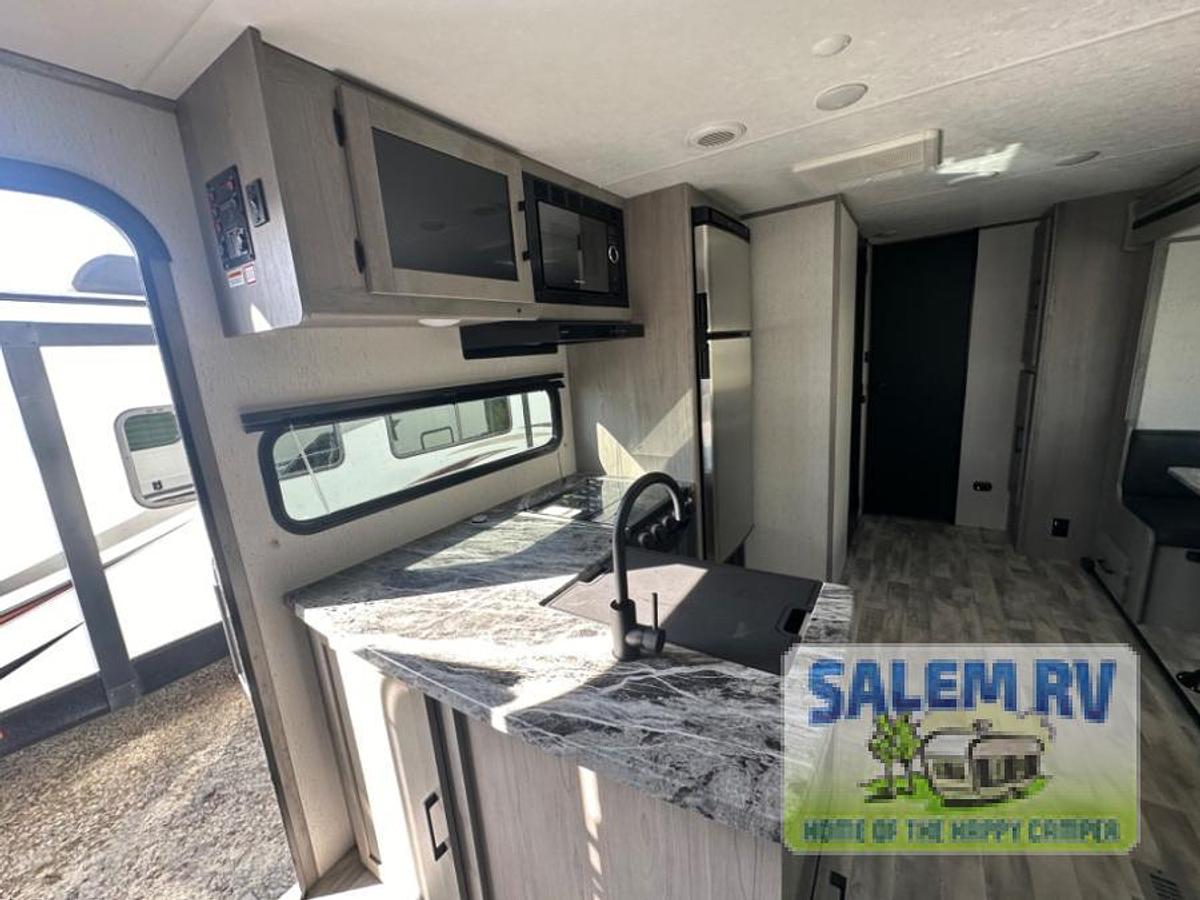 Used Used 2022 Dutchmen RV Kodiak Ultra-Lite 283BHSL