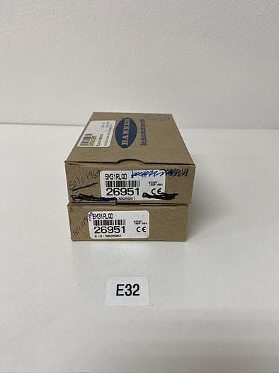 New In Box Banner Photoelectric Sensor SM31RLQD (Lot Of 2)